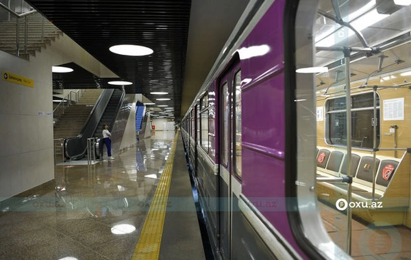 Bakı metrosunun stansiyalarında Heydər Əliyevə həsr olunmuş proqram yayımlanır